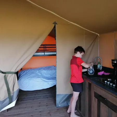 Borda Lodge *